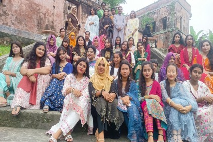 ভ্রমণ সুস্থ বিনোদনের অন্যতম একটি মাধ্যম