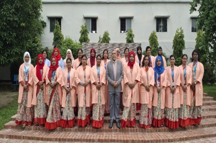 এমআইএস'সির  ইউনিফর্ম