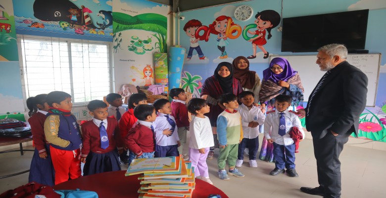 “নতুন দিনের আহ্বানে, এগিয়ে যাবো আত্মপ্রত্যয়ে।”